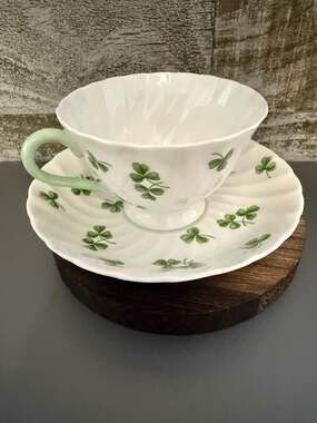 Tuscan Fine English Bone China Shamrock Clover Tea Cup And Saucer